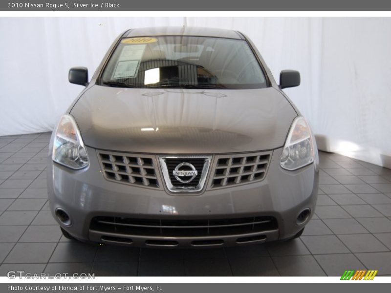 Silver Ice / Black 2010 Nissan Rogue S