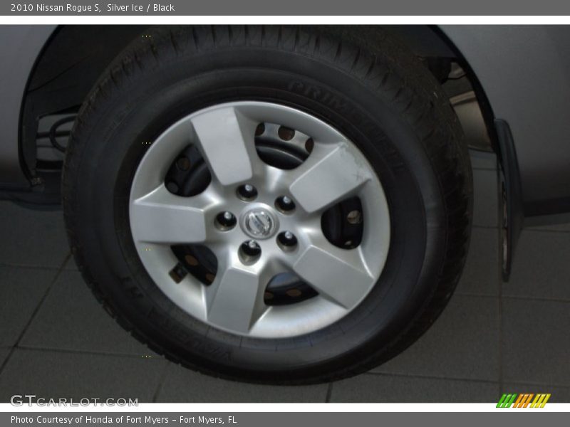 Silver Ice / Black 2010 Nissan Rogue S