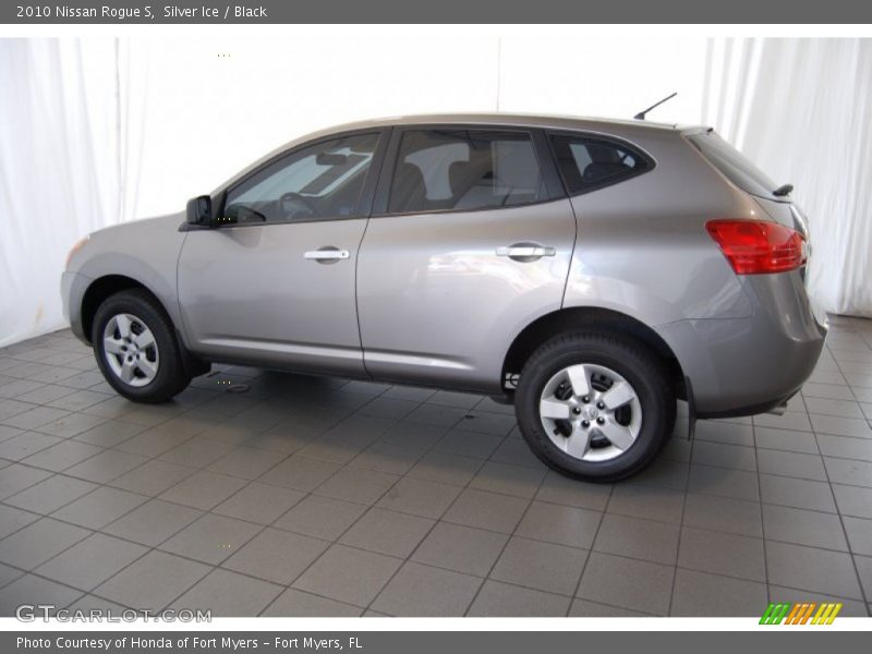Silver Ice / Black 2010 Nissan Rogue S