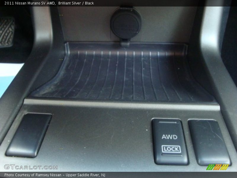 Brilliant Silver / Black 2011 Nissan Murano SV AWD