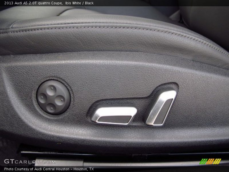 Ibis White / Black 2013 Audi A5 2.0T quattro Coupe