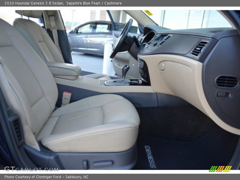 Front Seat of 2010 Genesis 3.8 Sedan