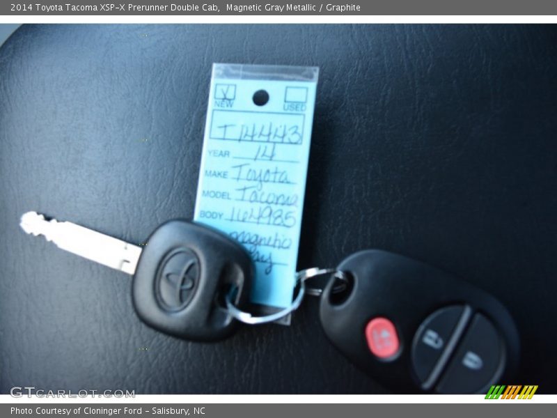 Magnetic Gray Metallic / Graphite 2014 Toyota Tacoma XSP-X Prerunner Double Cab