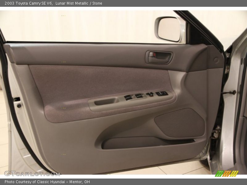 Lunar Mist Metallic / Stone 2003 Toyota Camry SE V6