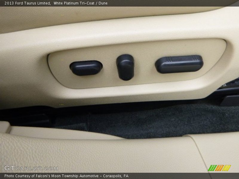White Platinum Tri-Coat / Dune 2013 Ford Taurus Limited