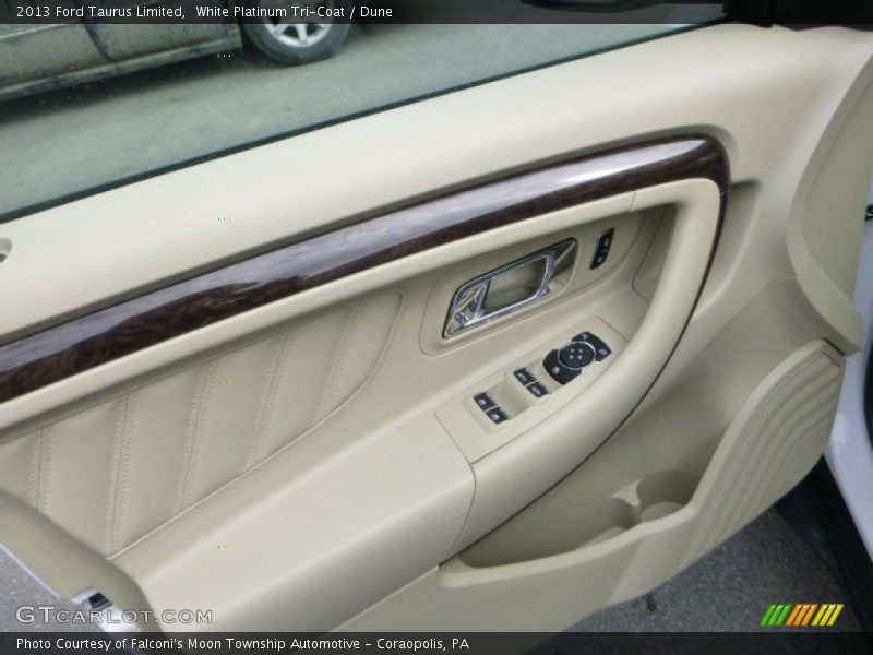 White Platinum Tri-Coat / Dune 2013 Ford Taurus Limited