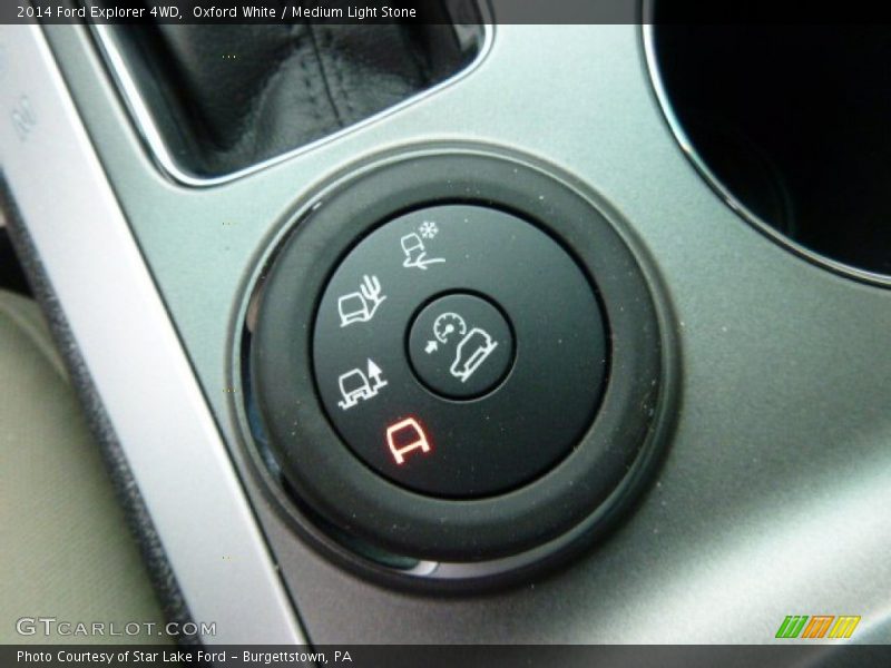 Oxford White / Medium Light Stone 2014 Ford Explorer 4WD