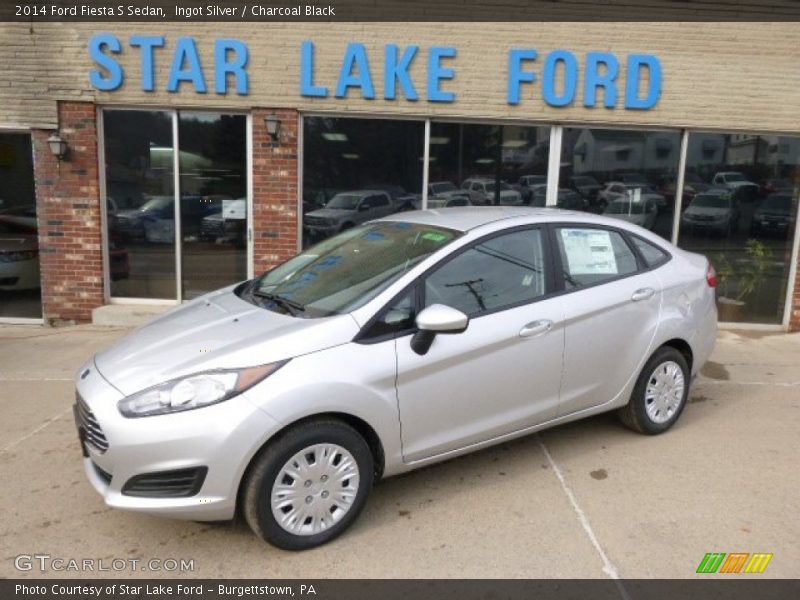 Ingot Silver / Charcoal Black 2014 Ford Fiesta S Sedan
