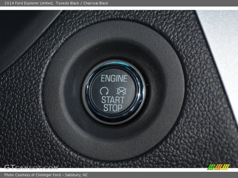Tuxedo Black / Charcoal Black 2014 Ford Explorer Limited