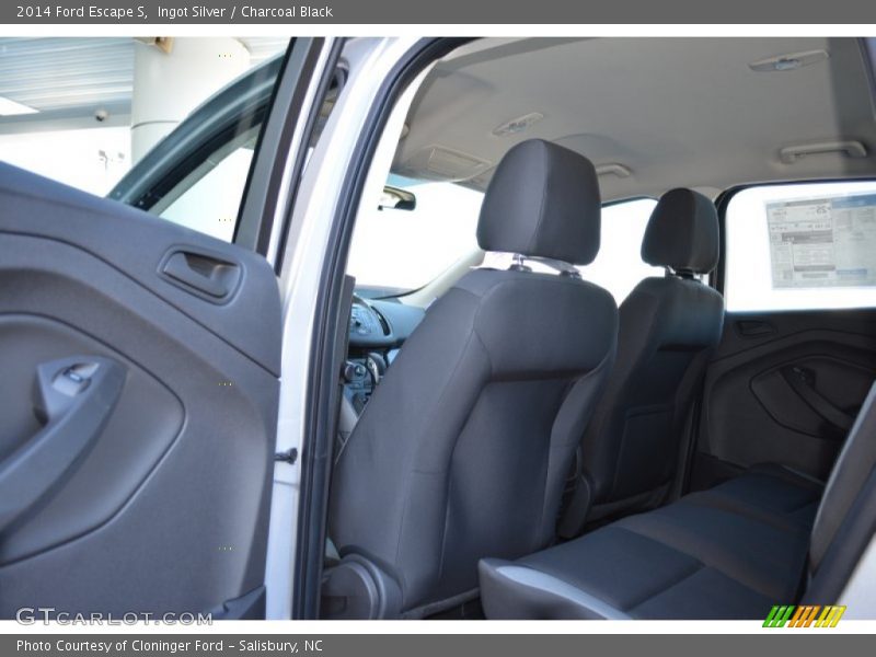 Ingot Silver / Charcoal Black 2014 Ford Escape S