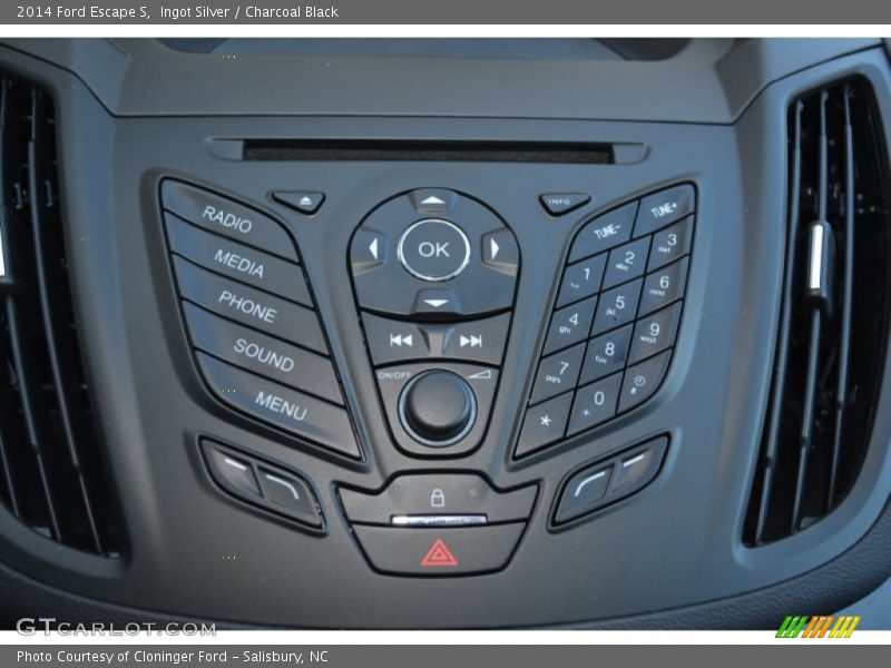 Ingot Silver / Charcoal Black 2014 Ford Escape S