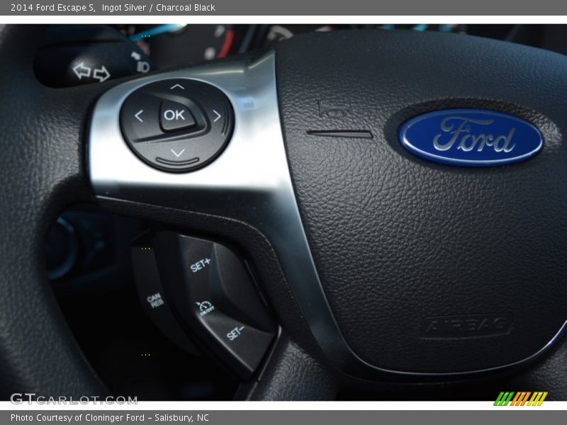 Ingot Silver / Charcoal Black 2014 Ford Escape S