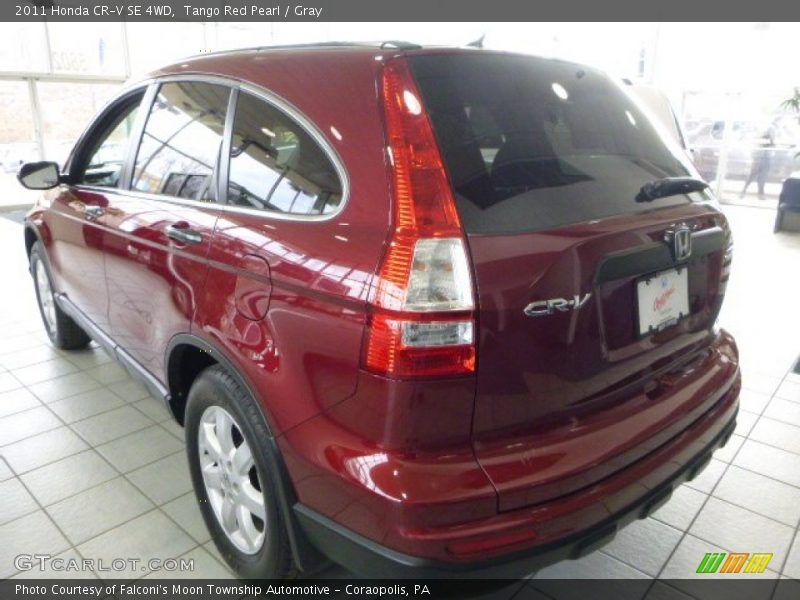 Tango Red Pearl / Gray 2011 Honda CR-V SE 4WD