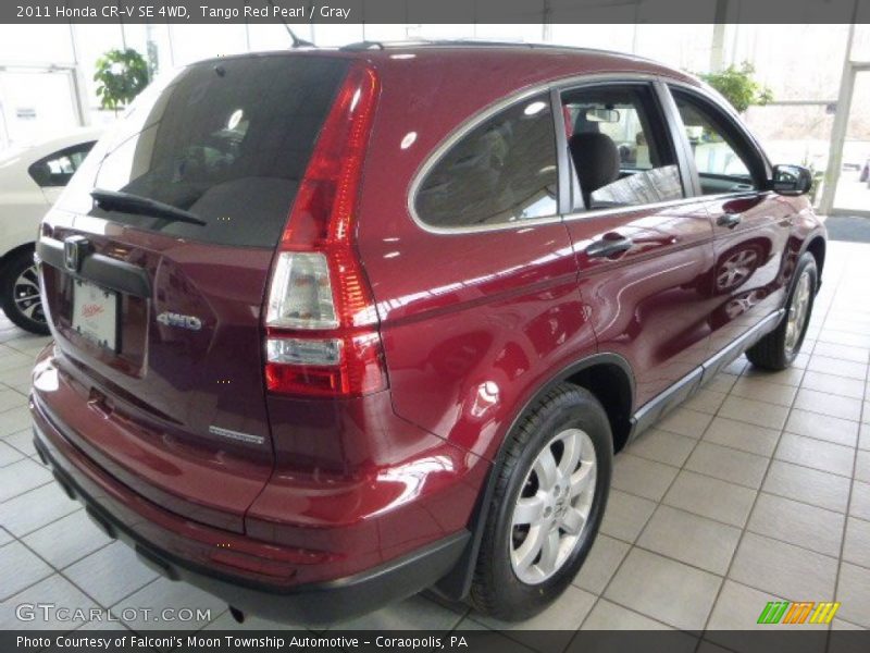Tango Red Pearl / Gray 2011 Honda CR-V SE 4WD