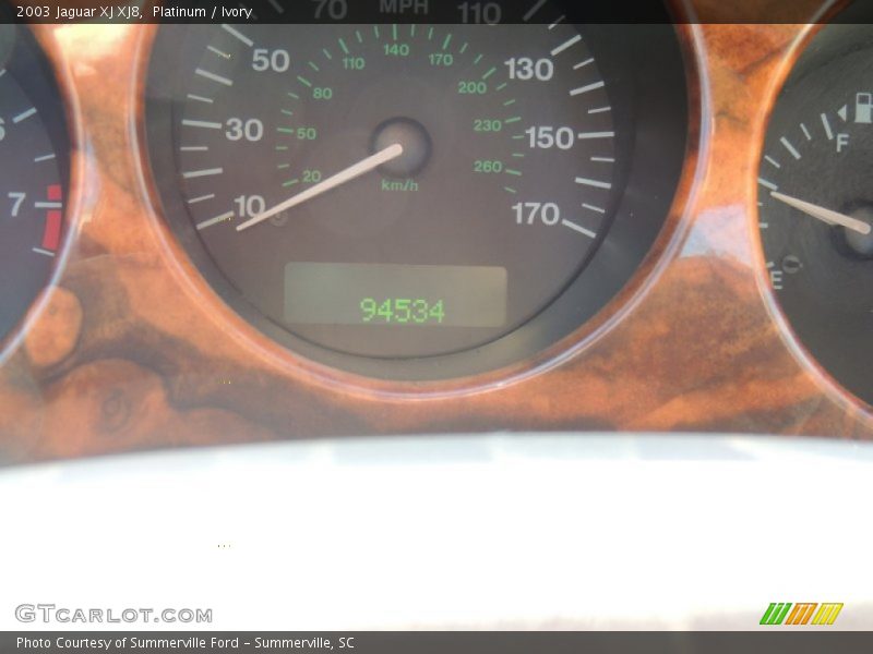 Platinum / Ivory 2003 Jaguar XJ XJ8