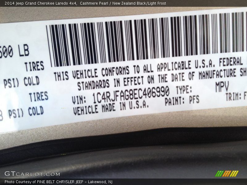 Cashmere Pearl / New Zealand Black/Light Frost 2014 Jeep Grand Cherokee Laredo 4x4