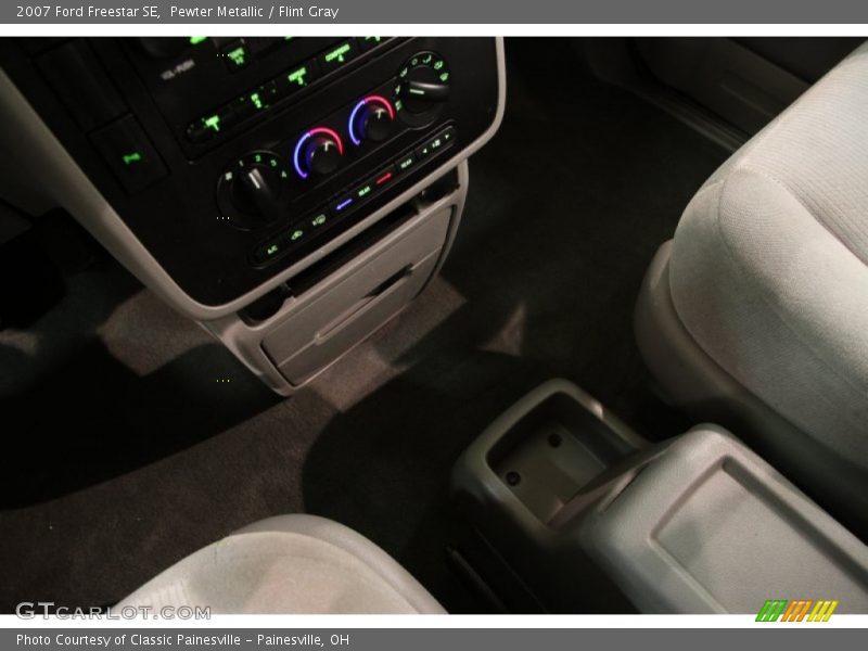 Pewter Metallic / Flint Gray 2007 Ford Freestar SE