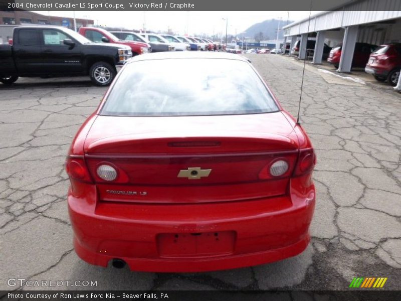 Victory Red / Graphite 2004 Chevrolet Cavalier LS Sport Coupe