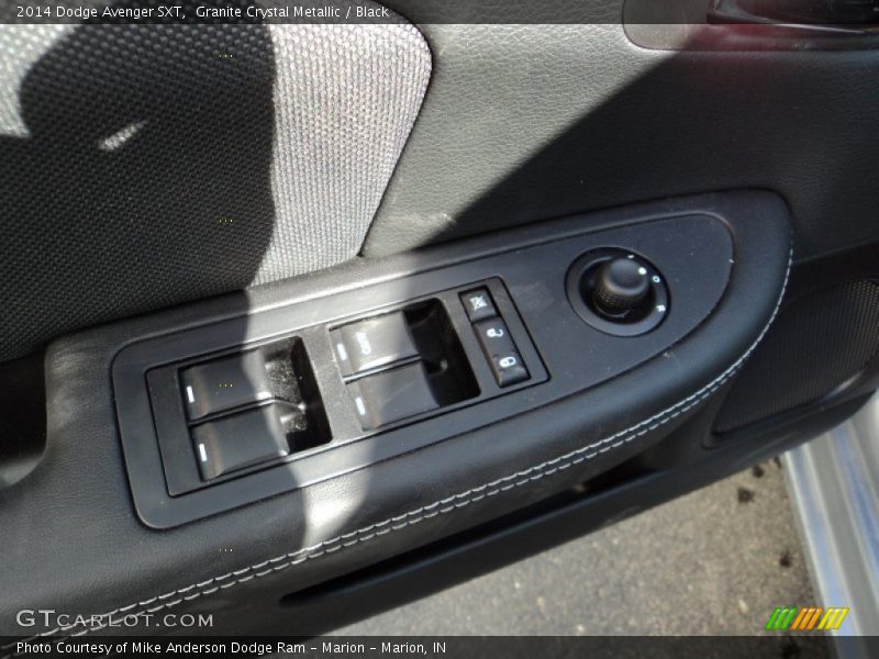 Granite Crystal Metallic / Black 2014 Dodge Avenger SXT