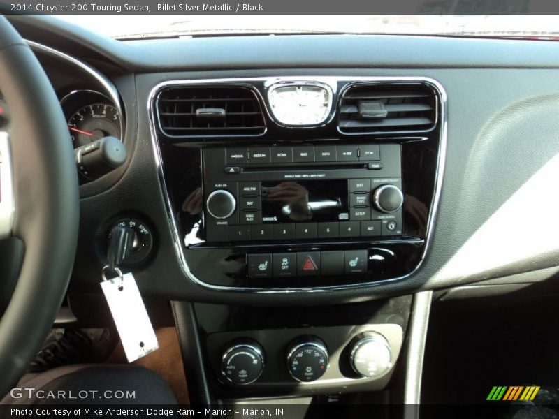 Billet Silver Metallic / Black 2014 Chrysler 200 Touring Sedan
