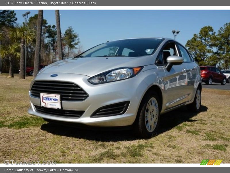 Ingot Silver / Charcoal Black 2014 Ford Fiesta S Sedan
