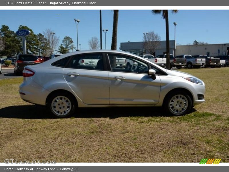 Ingot Silver / Charcoal Black 2014 Ford Fiesta S Sedan