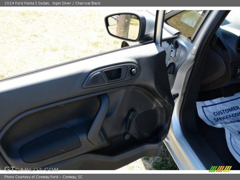 Ingot Silver / Charcoal Black 2014 Ford Fiesta S Sedan