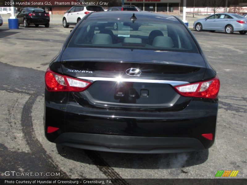 Phantom Black Metallic / Gray 2014 Hyundai Sonata GLS