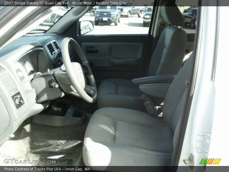 Bright White / Medium Slate Gray 2007 Dodge Dakota ST Quad Cab 4x4