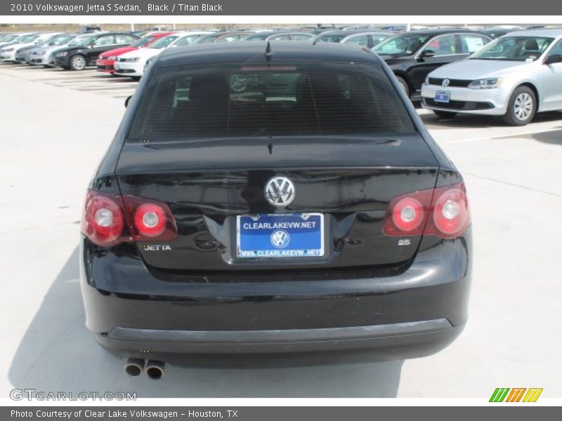 Black / Titan Black 2010 Volkswagen Jetta S Sedan