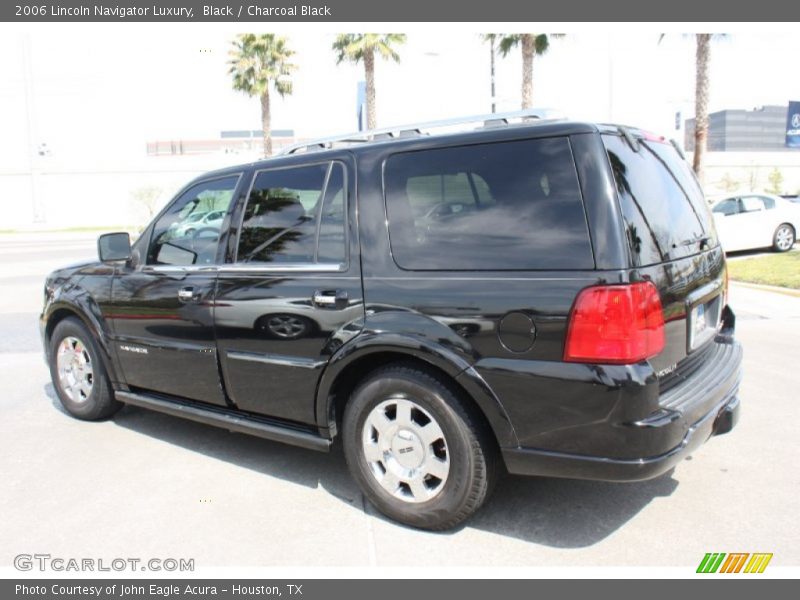 Black / Charcoal Black 2006 Lincoln Navigator Luxury