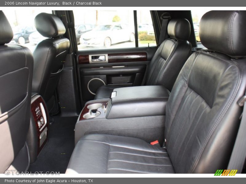 Black / Charcoal Black 2006 Lincoln Navigator Luxury