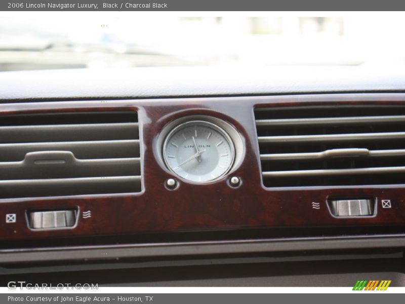 Black / Charcoal Black 2006 Lincoln Navigator Luxury