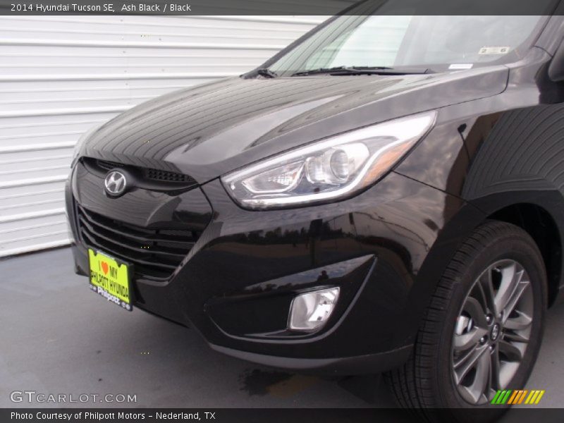 Ash Black / Black 2014 Hyundai Tucson SE