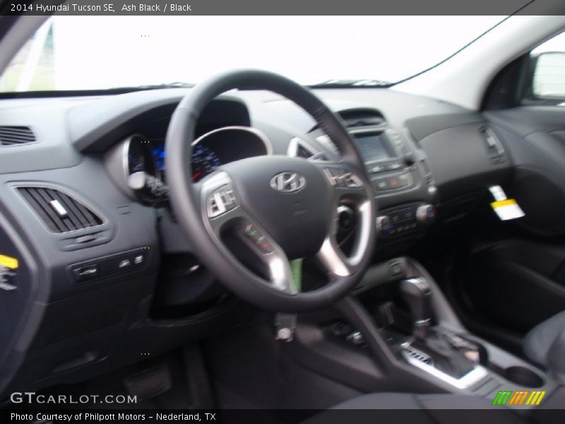 Ash Black / Black 2014 Hyundai Tucson SE
