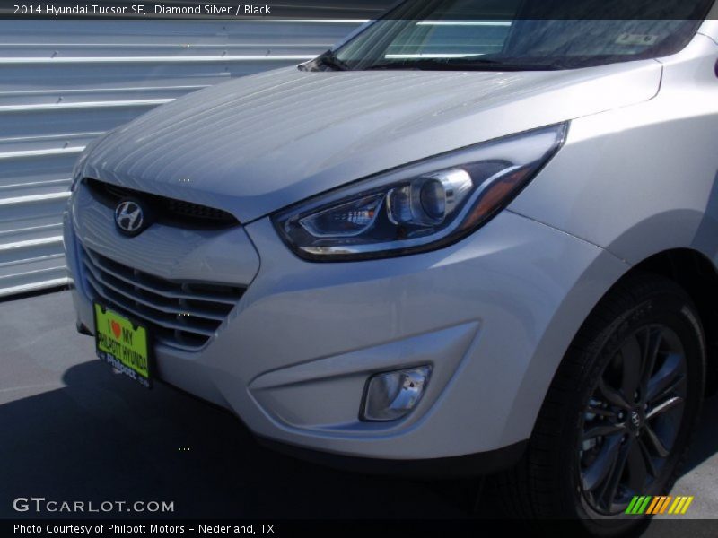 Diamond Silver / Black 2014 Hyundai Tucson SE