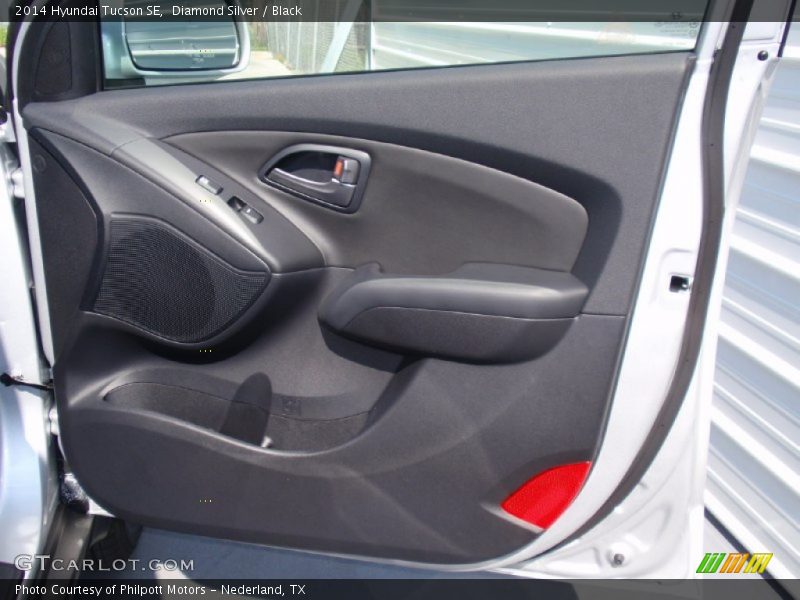 Diamond Silver / Black 2014 Hyundai Tucson SE