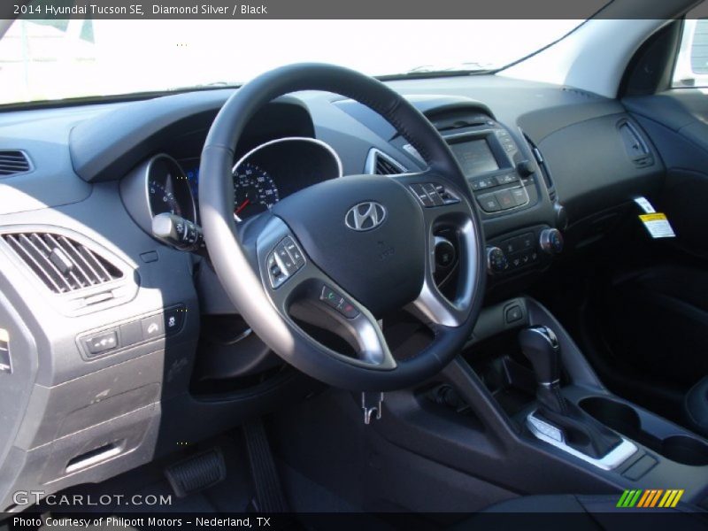 Diamond Silver / Black 2014 Hyundai Tucson SE