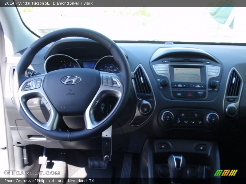 Diamond Silver / Black 2014 Hyundai Tucson SE