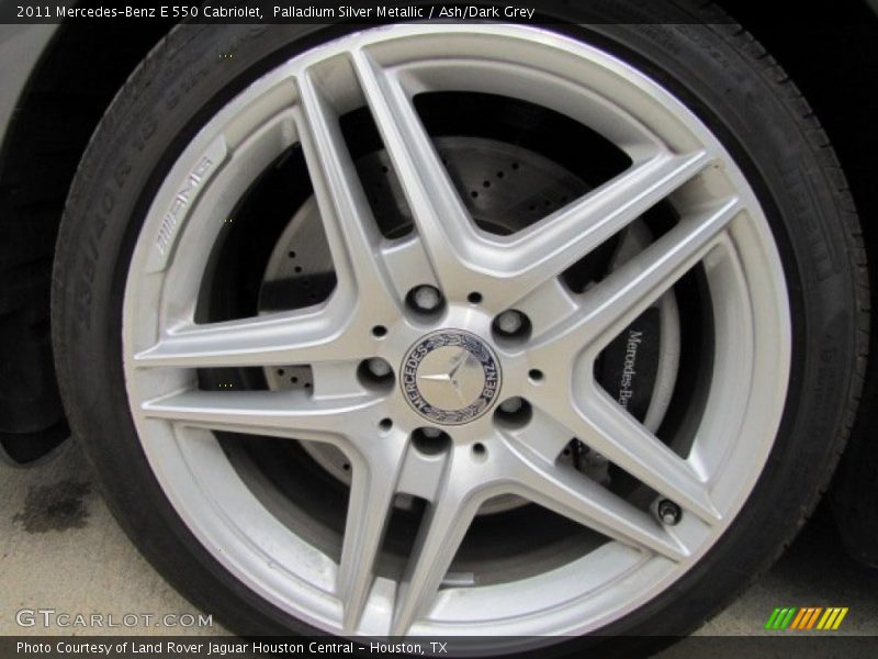  2011 E 550 Cabriolet Wheel