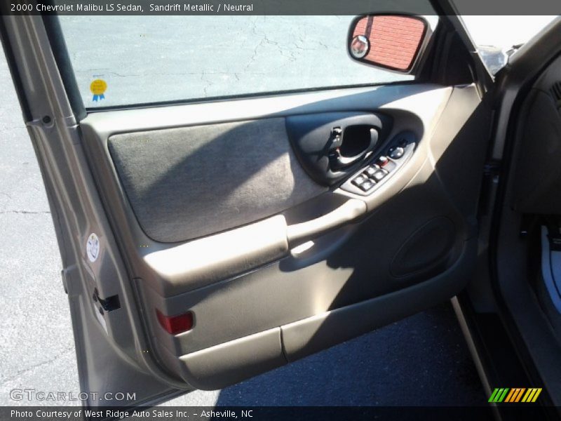 Sandrift Metallic / Neutral 2000 Chevrolet Malibu LS Sedan