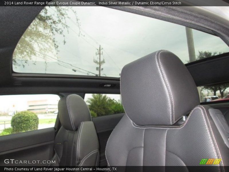 Sunroof of 2014 Range Rover Evoque Coupe Dynamic
