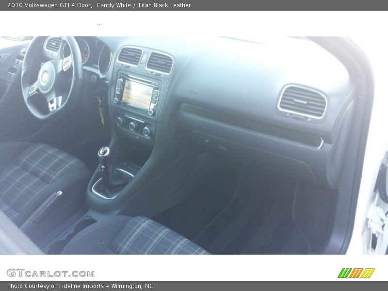 Candy White / Titan Black Leather 2010 Volkswagen GTI 4 Door