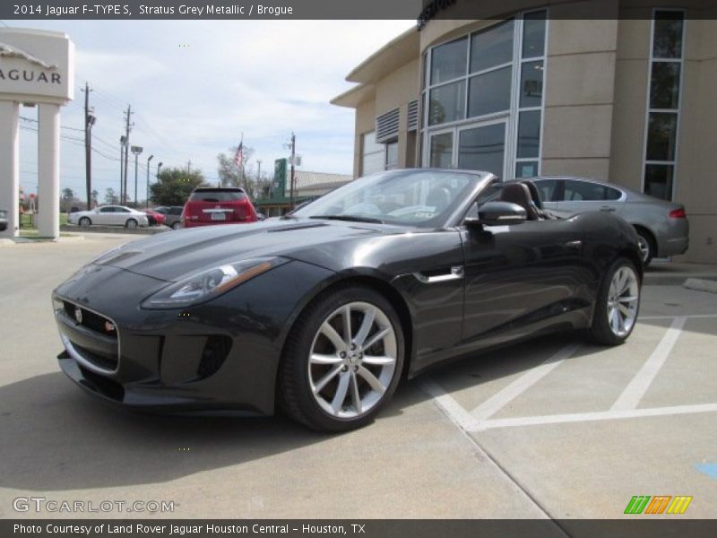 Front 3/4 View of 2014 F-TYPE S