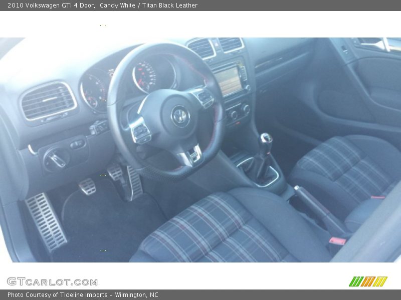 Candy White / Titan Black Leather 2010 Volkswagen GTI 4 Door