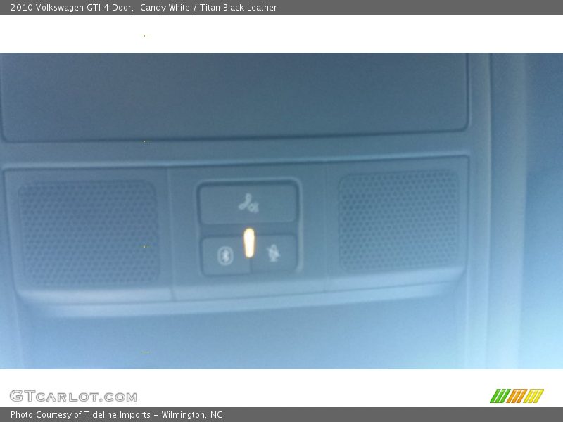 Candy White / Titan Black Leather 2010 Volkswagen GTI 4 Door