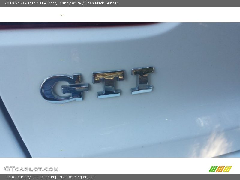 Candy White / Titan Black Leather 2010 Volkswagen GTI 4 Door