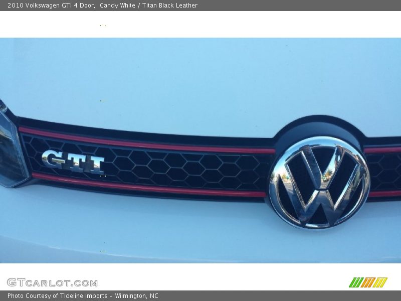 Candy White / Titan Black Leather 2010 Volkswagen GTI 4 Door
