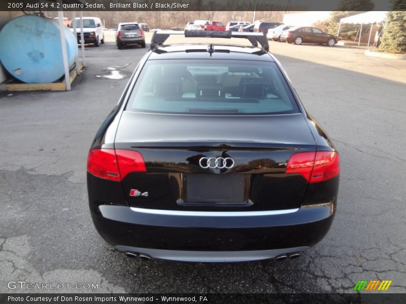 Brilliant Black / Black/Silver 2005 Audi S4 4.2 quattro Sedan