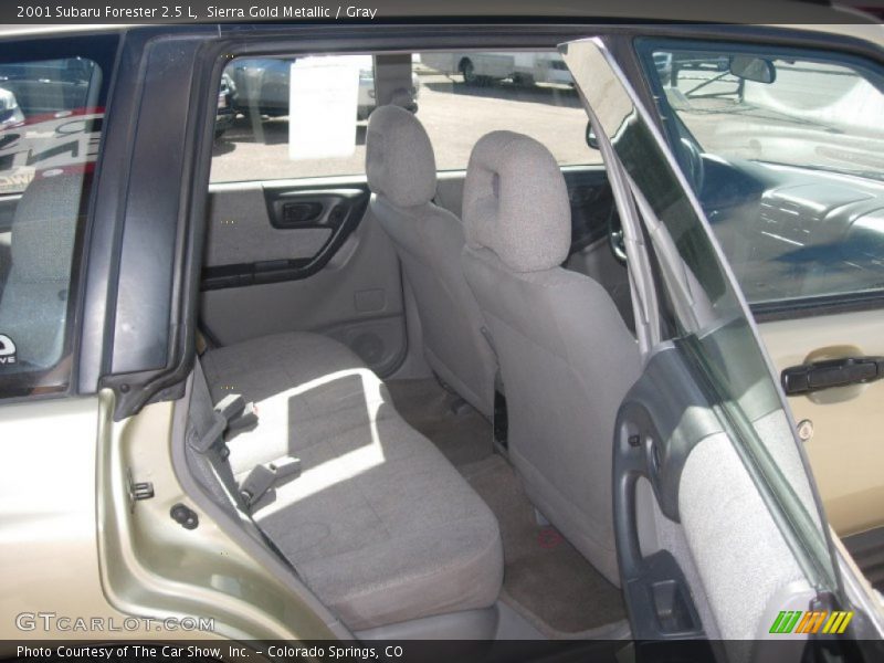 Sierra Gold Metallic / Gray 2001 Subaru Forester 2.5 L